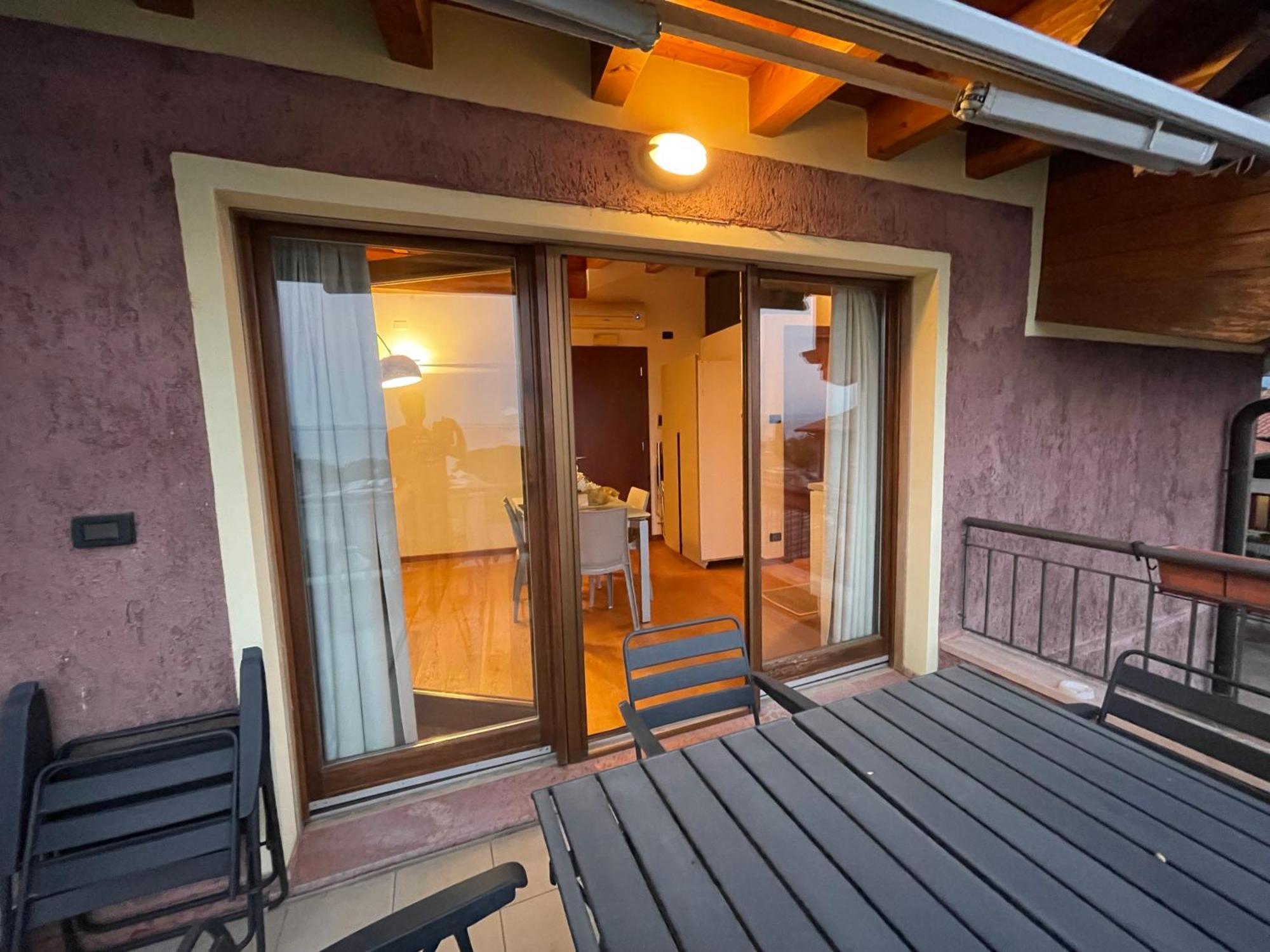 Apartamento Casa Nene Moniga del Garda Exterior foto