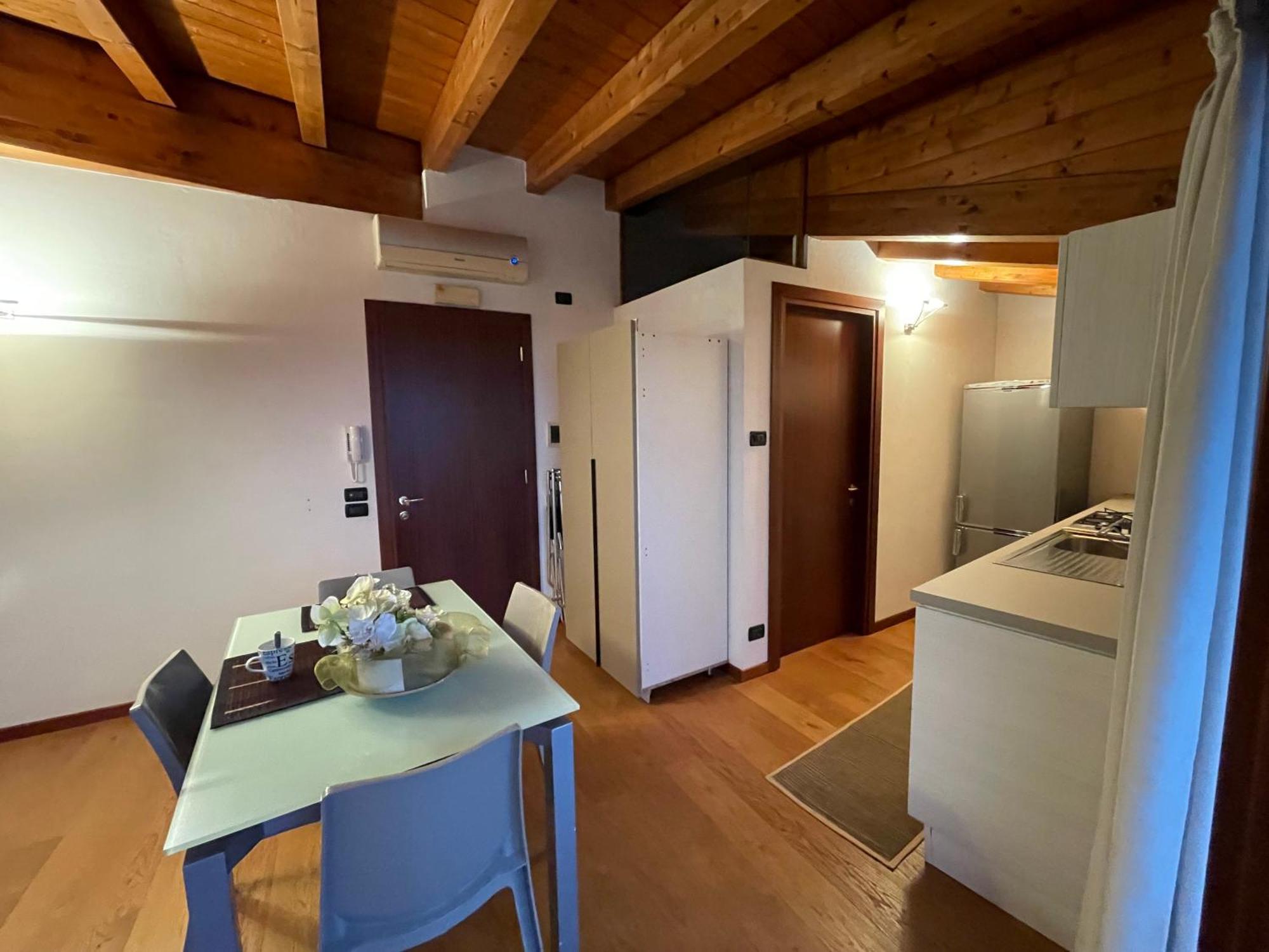 Apartamento Casa Nene Moniga del Garda Exterior foto